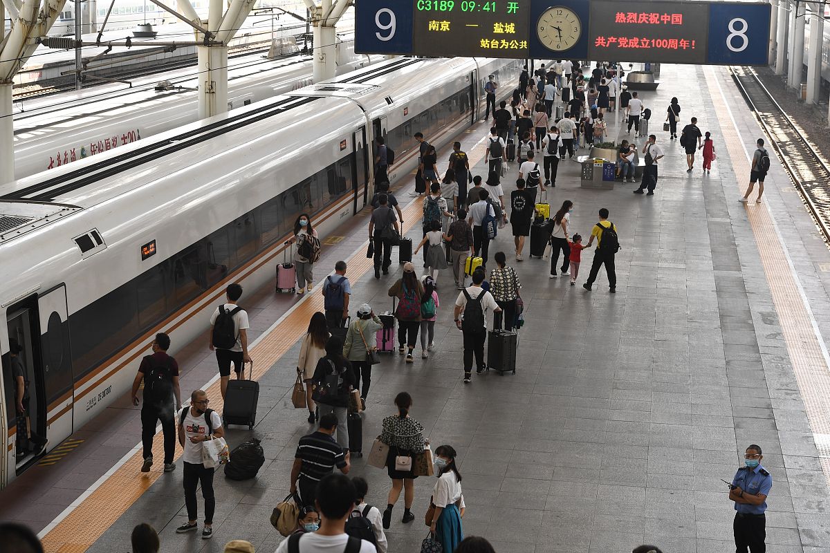 西安地铁大客流应对：运营效率问题分析及优化建议