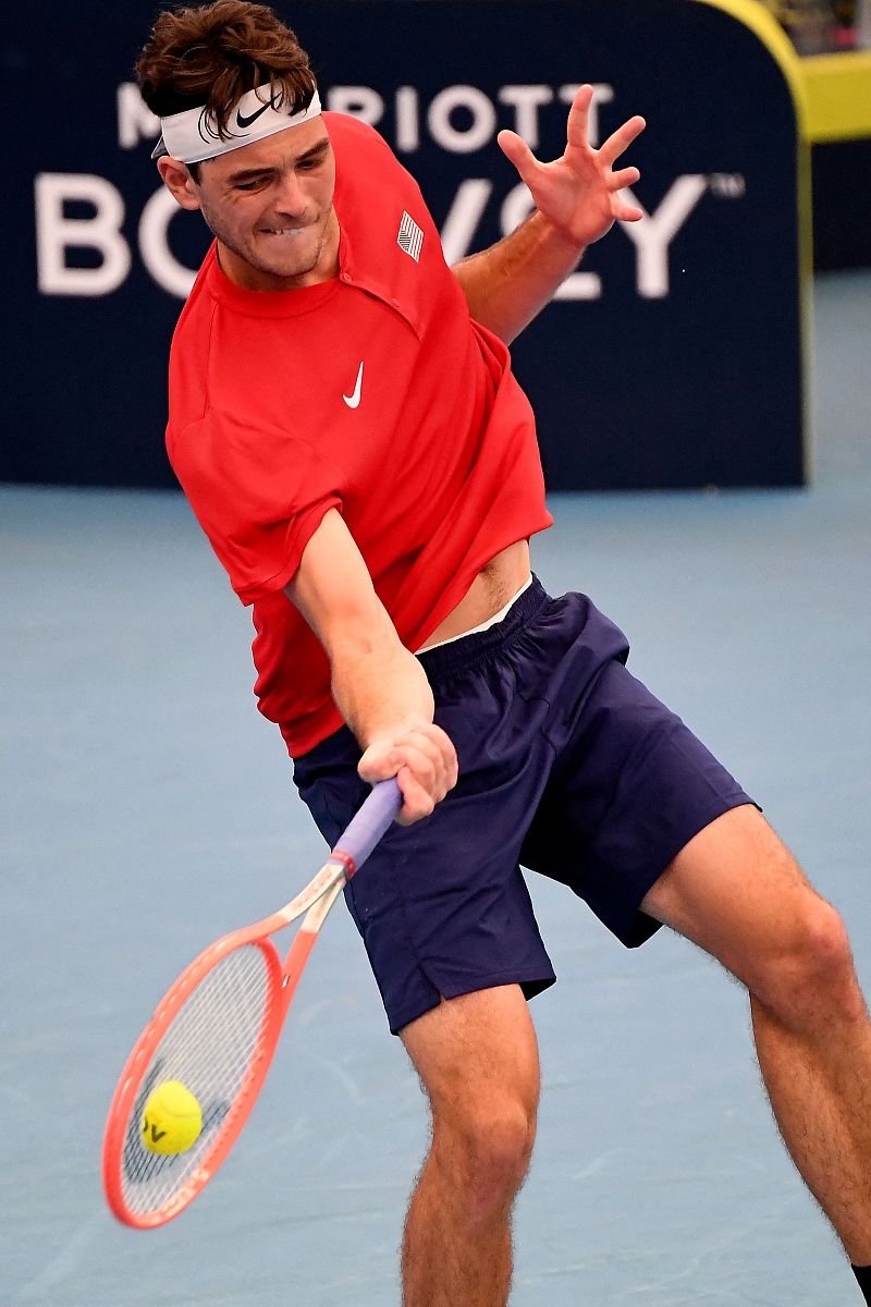 运行程序分析并观察运行结果 #include stdiohint fint xint yint cpint dp	cp=xx+yy;	dp=x+x-yy;	return cp;	return dp;main	int a=4b=3c=5d=6p;	p=fabcd;	printfdddncdp;为什么是这个结果