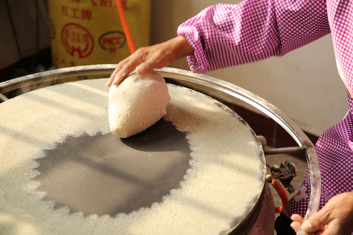 烧饼每十斤面加多少水