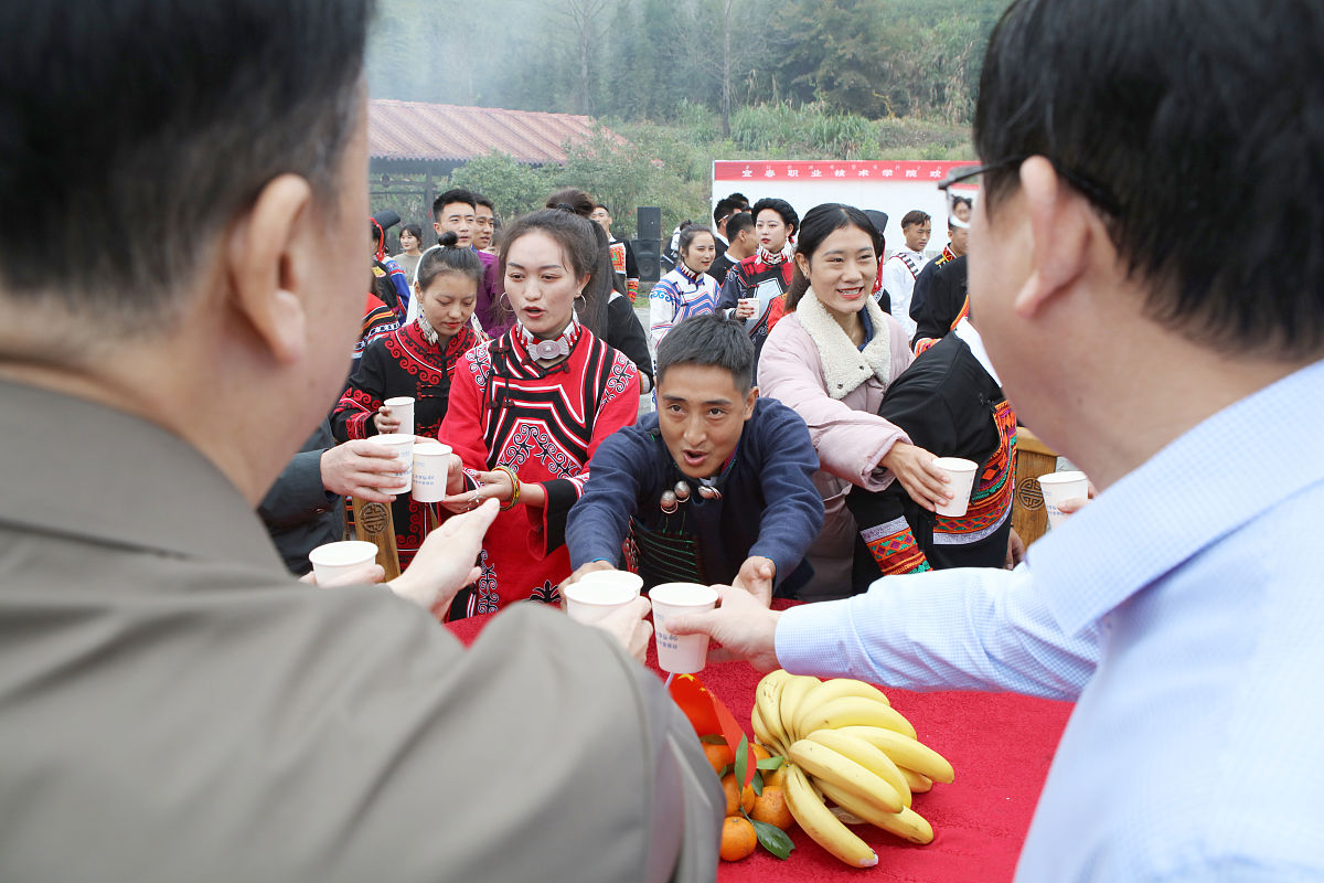 江西工商职业技术学院护理专业就业前景分析 - 未来发展方向和薪资待遇