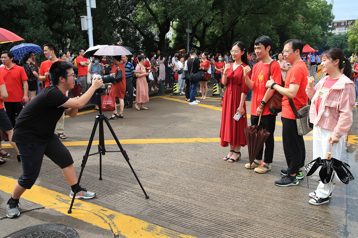 浙江传媒学院表演专业怎么样？优势、不足及学生发展建议