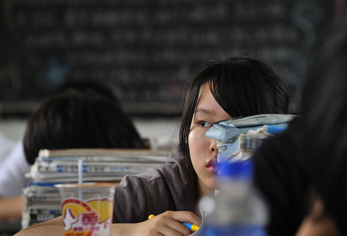 没读完高中怎么办？选择中专学校好吗？