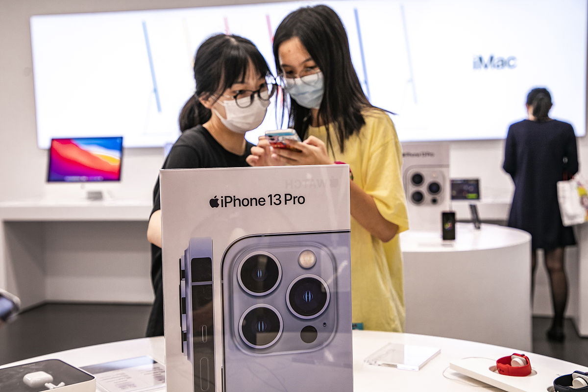 iPhone 13 回忆录：性能强劲，功能丰富，值得入手吗？