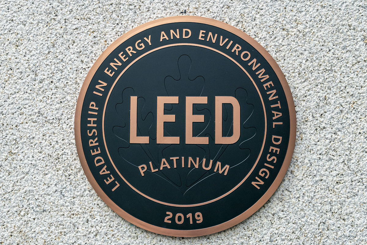 LEED认证：利弊权衡与成本效益分析