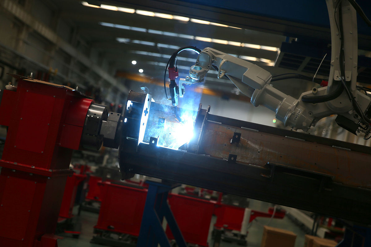 我想围绕automatic inner hole welding写一篇文章你可以给我一个纲要吗