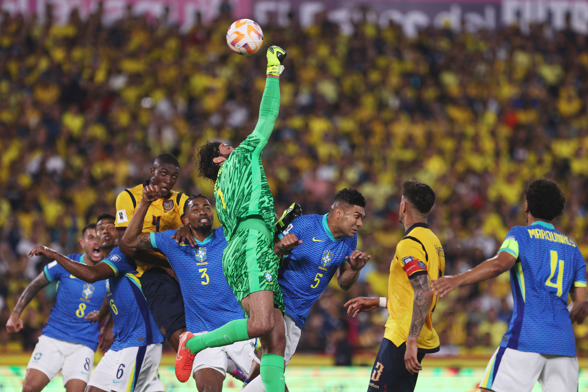 简 繁 冠朋塔雷纳斯朋塔雷纳斯主哥斯甲 2023-04-04 930 星期二场地：利托佩雷斯体育场 天气：间中有云 温度：29℃～30℃瓜达卢佩瓜达卢佩分析让球进球数胜平负现场分析联赛积分排名哥斯甲秋-10朋塔雷纳斯全场	赛	胜	平	负	得	失	净	积分	排名	胜率总	15	4	3	8	12	20	-8	15	10	267主	7	3	1	3	9	8	1	10	9	429客	8	1	2	5	3	12