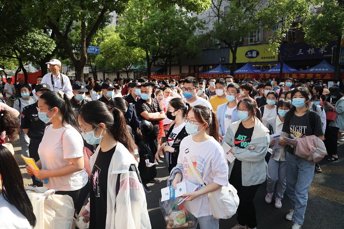 成都铁路技工学校招生问答：2021年招生政策、要求及优惠