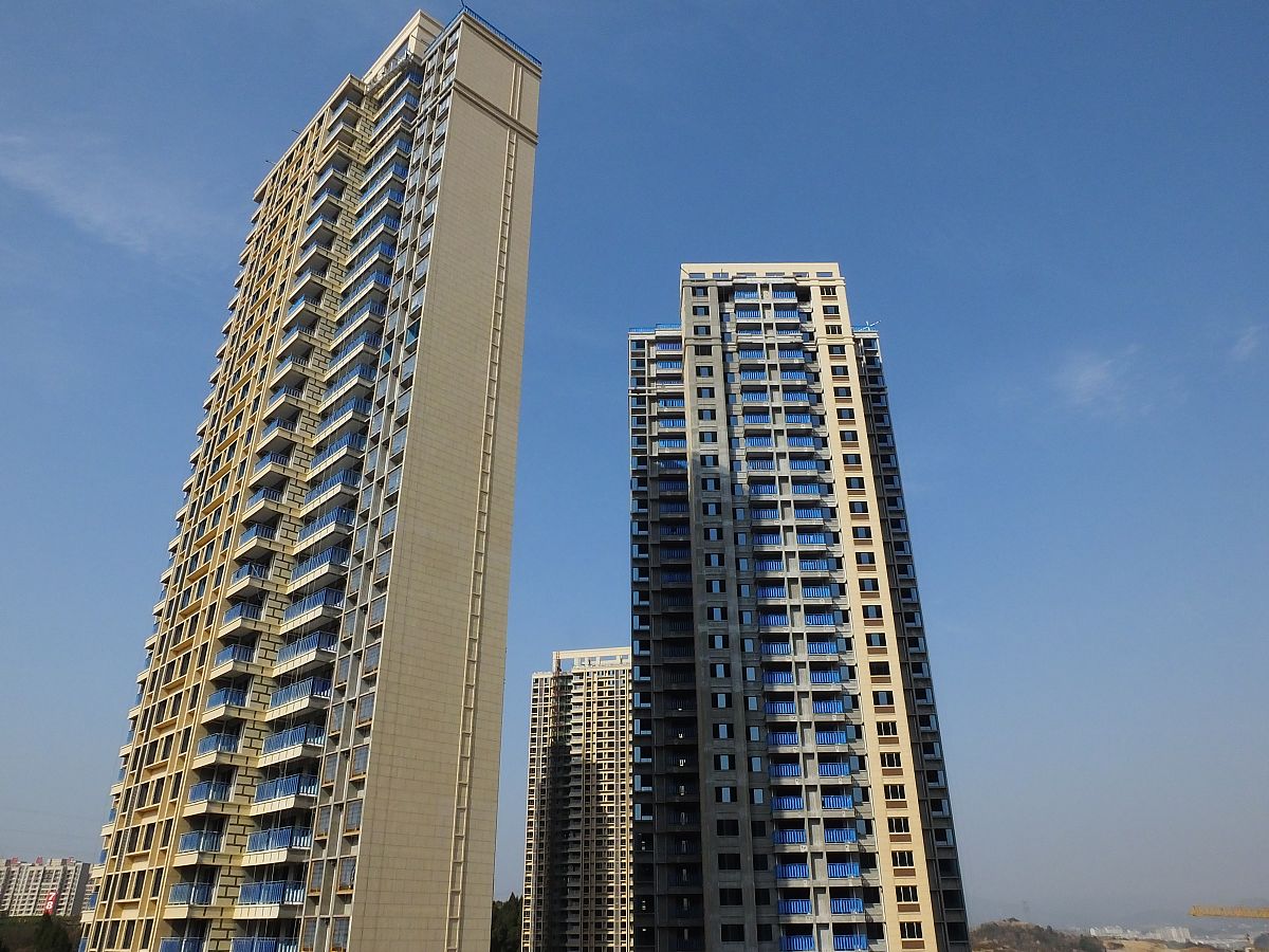 辽宁商贸职业学院的房地产经营与估价专业主要学习哪些课程