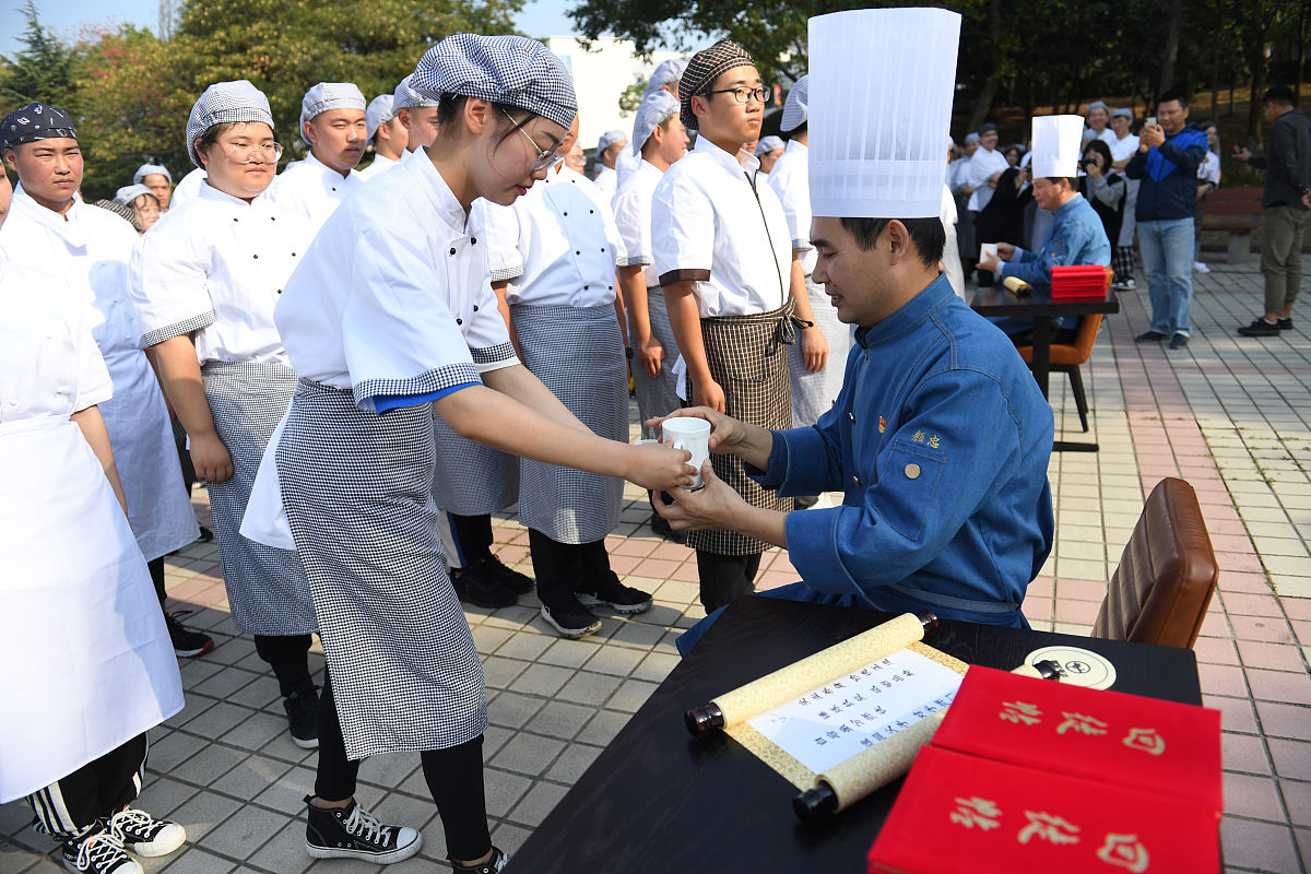 大邑县职业高级中学烹饪专业怎么样？就业前景分析