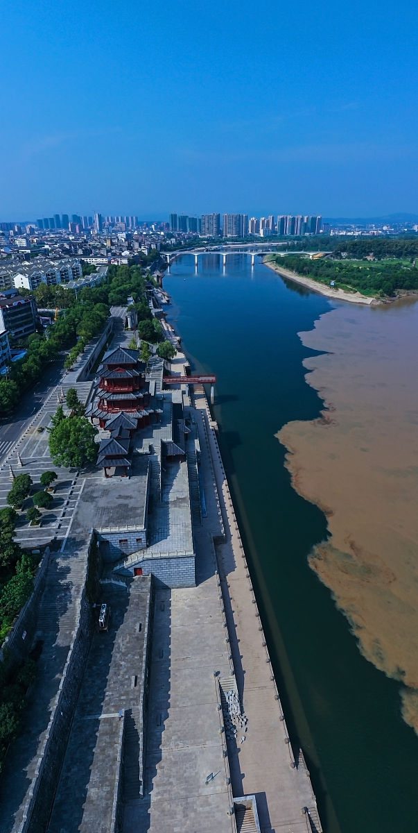 如需下载使用,请务必署名:曹礼达/视觉中国,谢谢!2019年8月21日,湖北