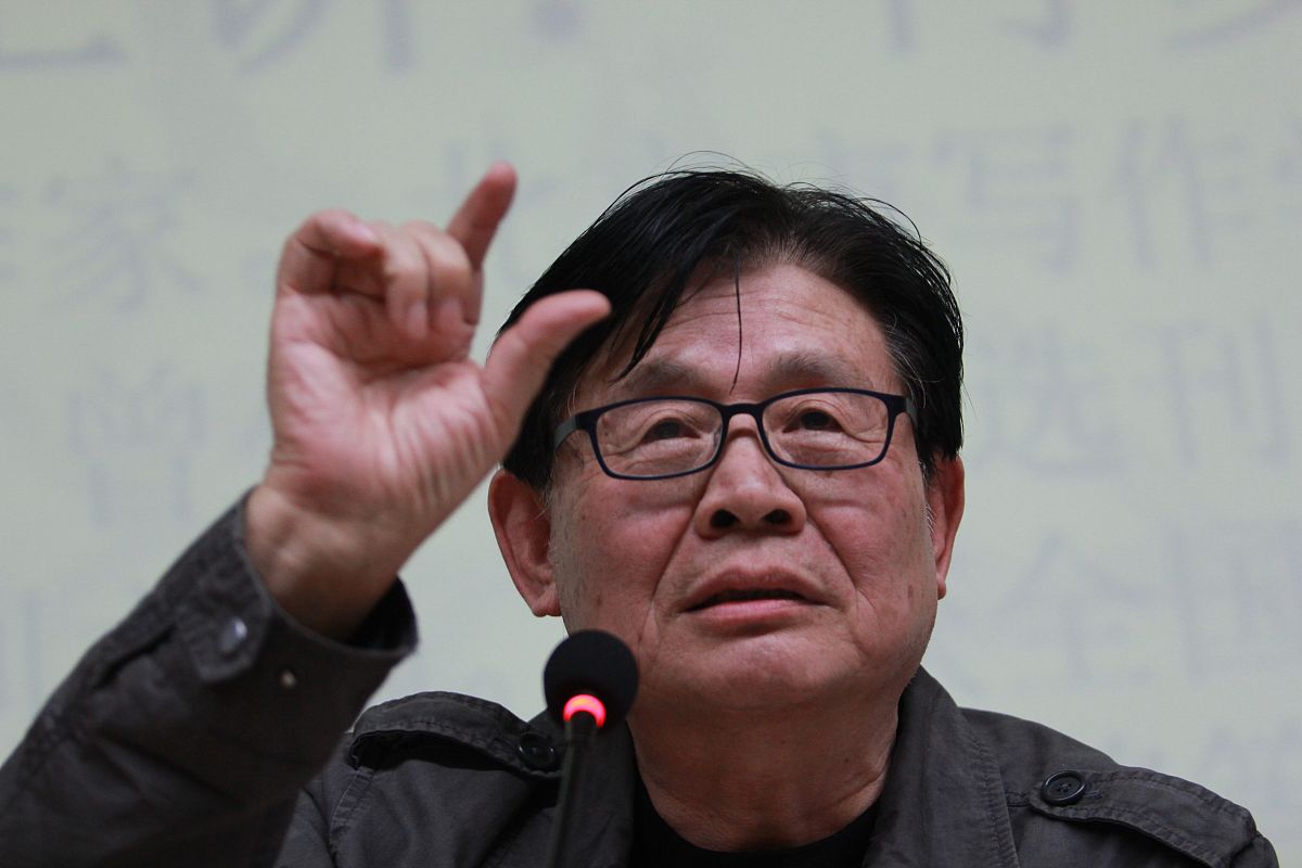 小学语文思辨性阅读教学的方法之如何进行拓展阅读丰富学生内心情感