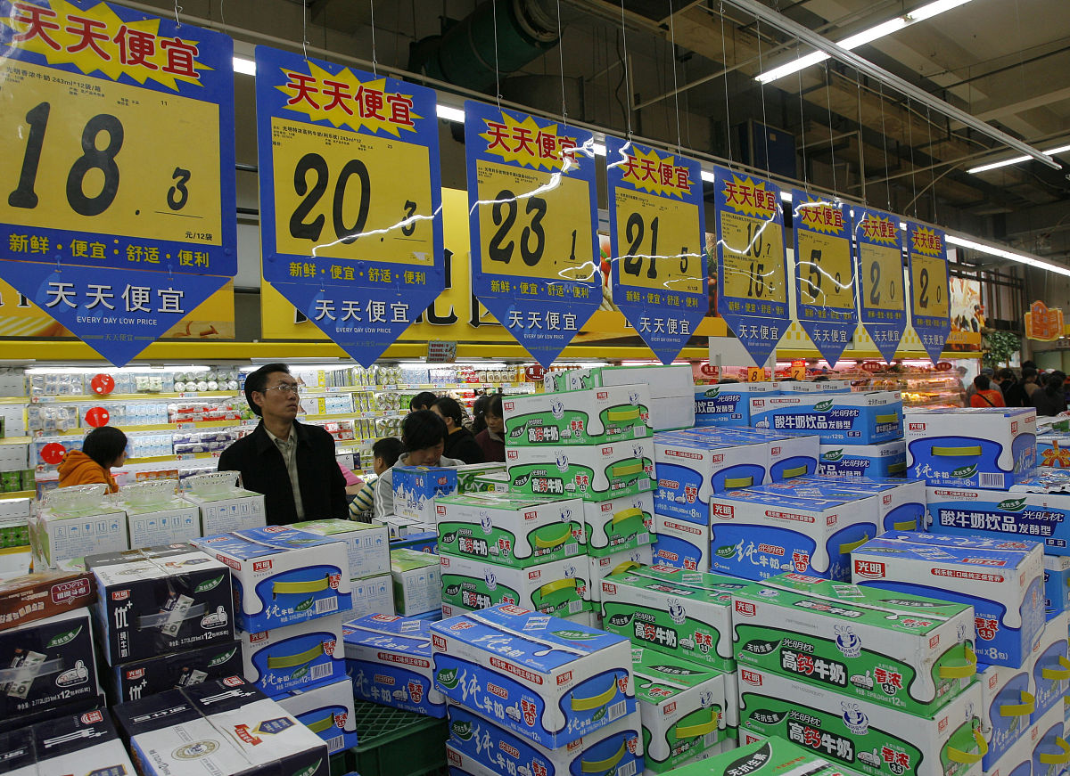 结合毕业论文超市的纺织产品销售策略研究-以壹加柒超市为例课题情况根据所查阅的文献资料撰写2000字左右的文献综述：