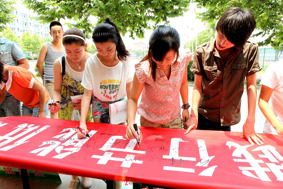 安徽城市管理职业学院商务英语专业怎么样？ - 就业前景、课程设置、师资力量全解析