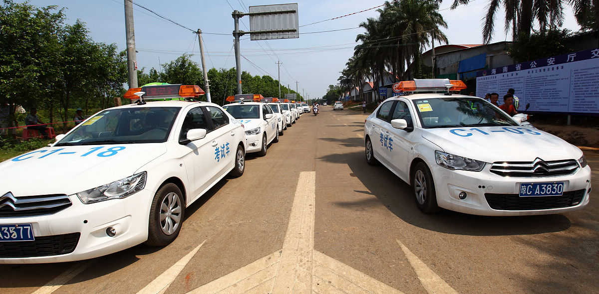 云南经贸外事学院2023年中专招生问答 - 常见问题解答