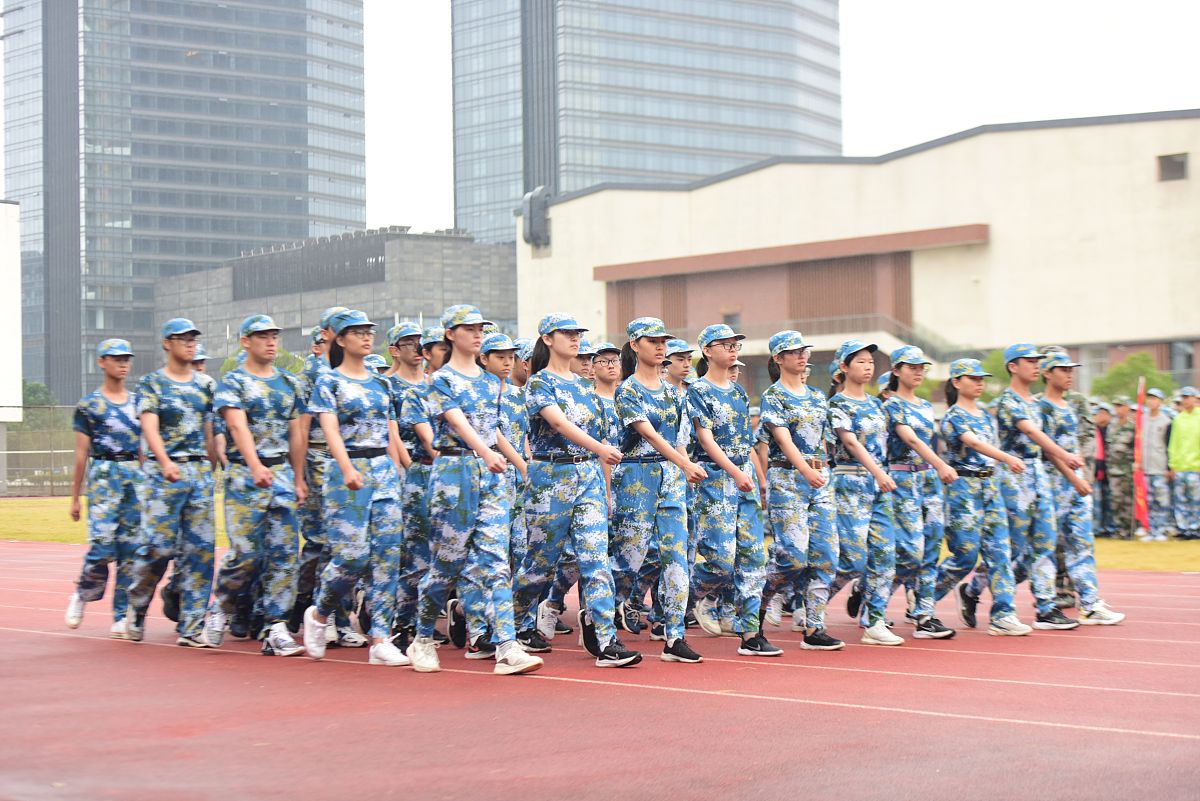 遵义航空学校对学生的管理严吗