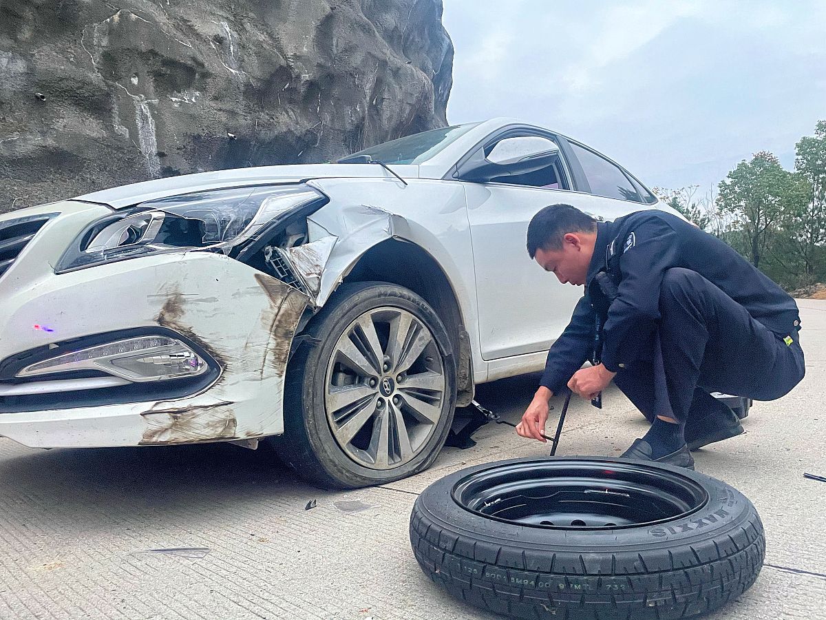 轮胎脱离轮毂需要换胎吗