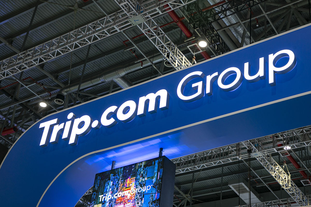 内存开销分析：页内碎片和页表带来的额外消耗