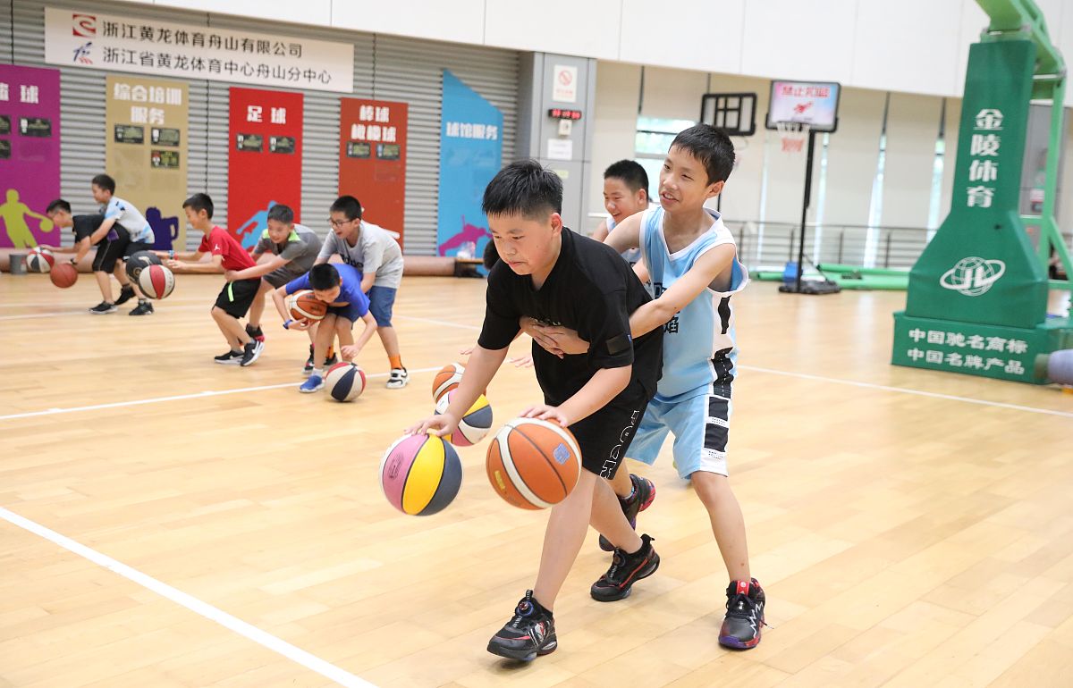 如何提升篮球水平：6个实用技巧助你突破瓶颈