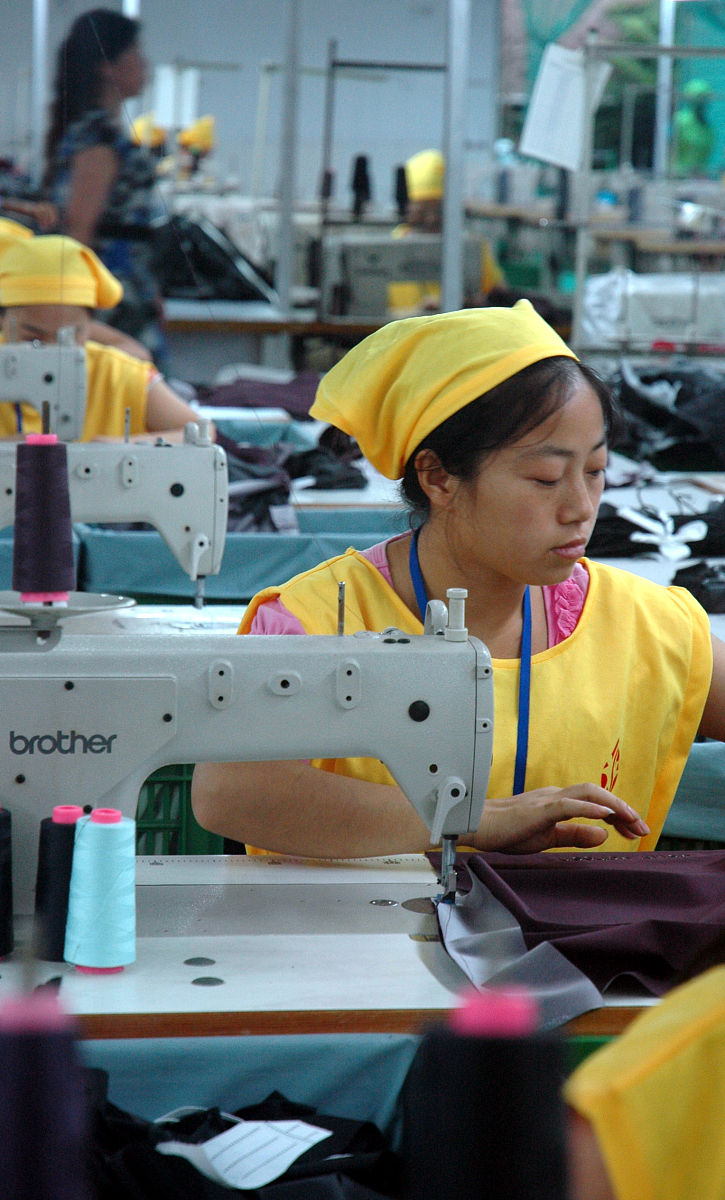 保定世纪美黛技工学校开设教育类专业吗？