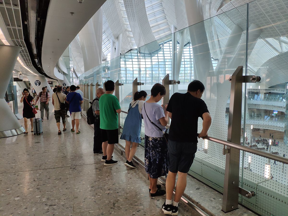 香港西九龙到博览馆地铁攻略：详细换乘时间