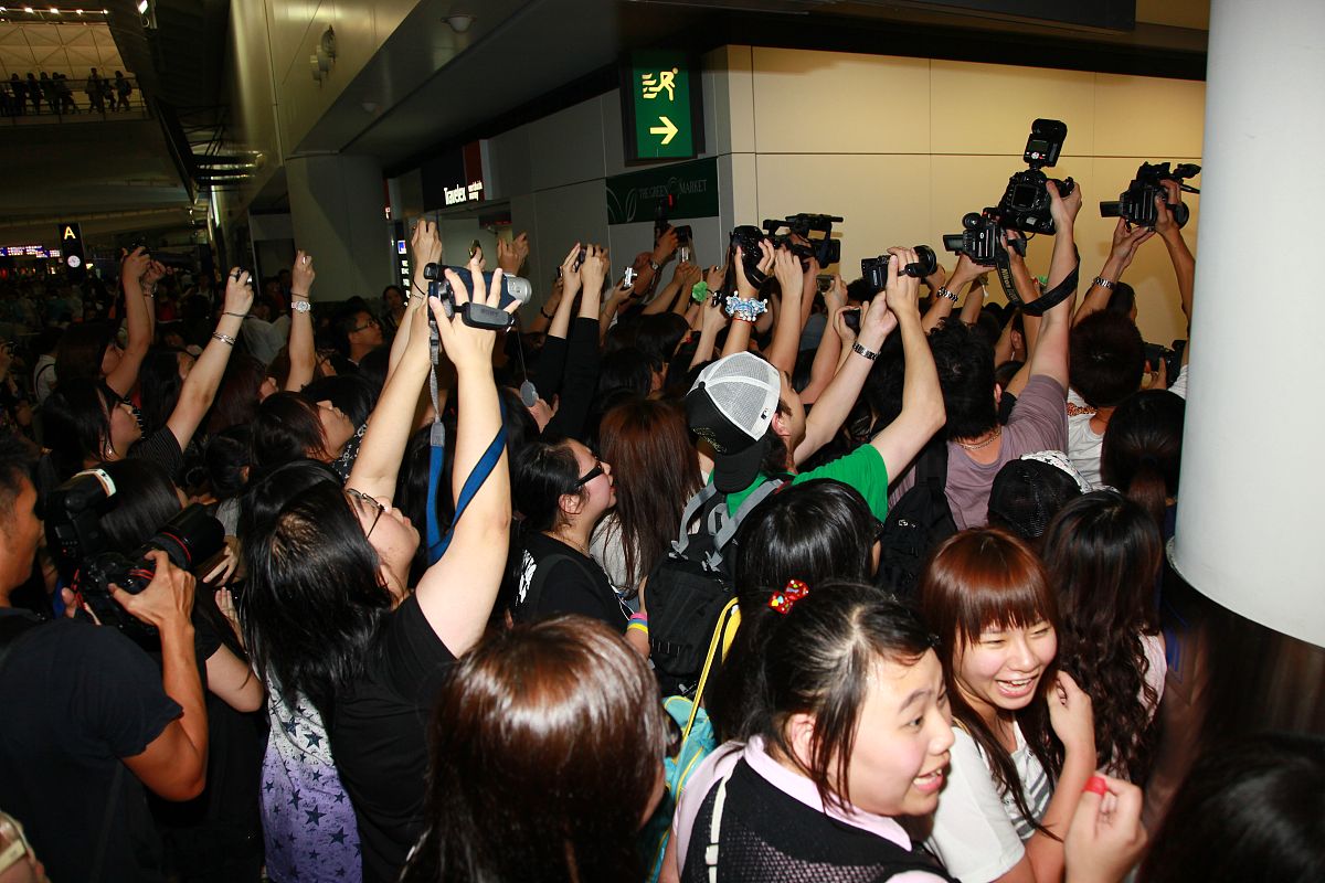 香港蘭桂坊踩踏事件：活动规划者如何避免悲剧重演