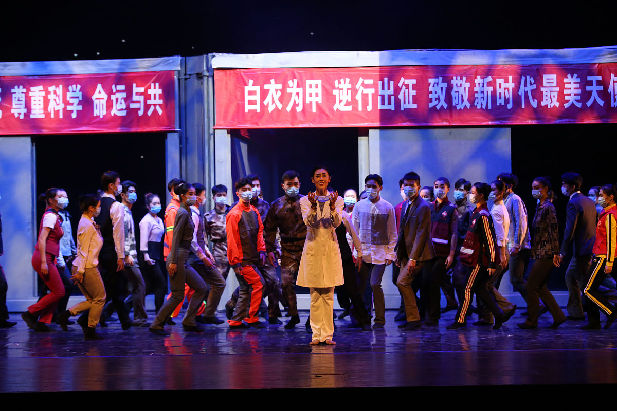 山东电影学校话剧与影视表演专业优势：培养优秀影视表演人才