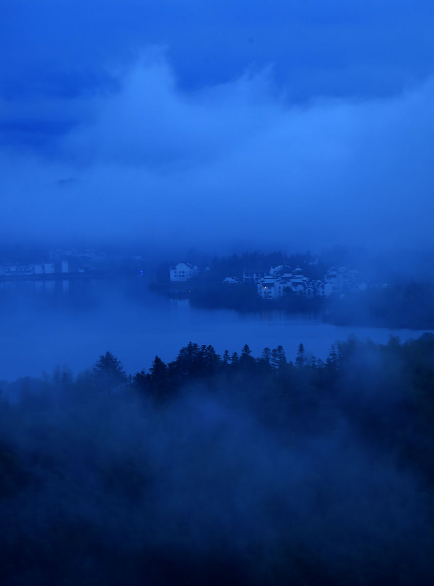 溪云初起日沉阁山雨欲来风满楼。