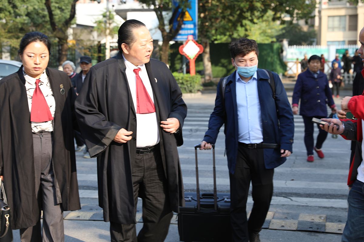 如何选择刑事律师？资深律师刘校逢分享办案经验！
