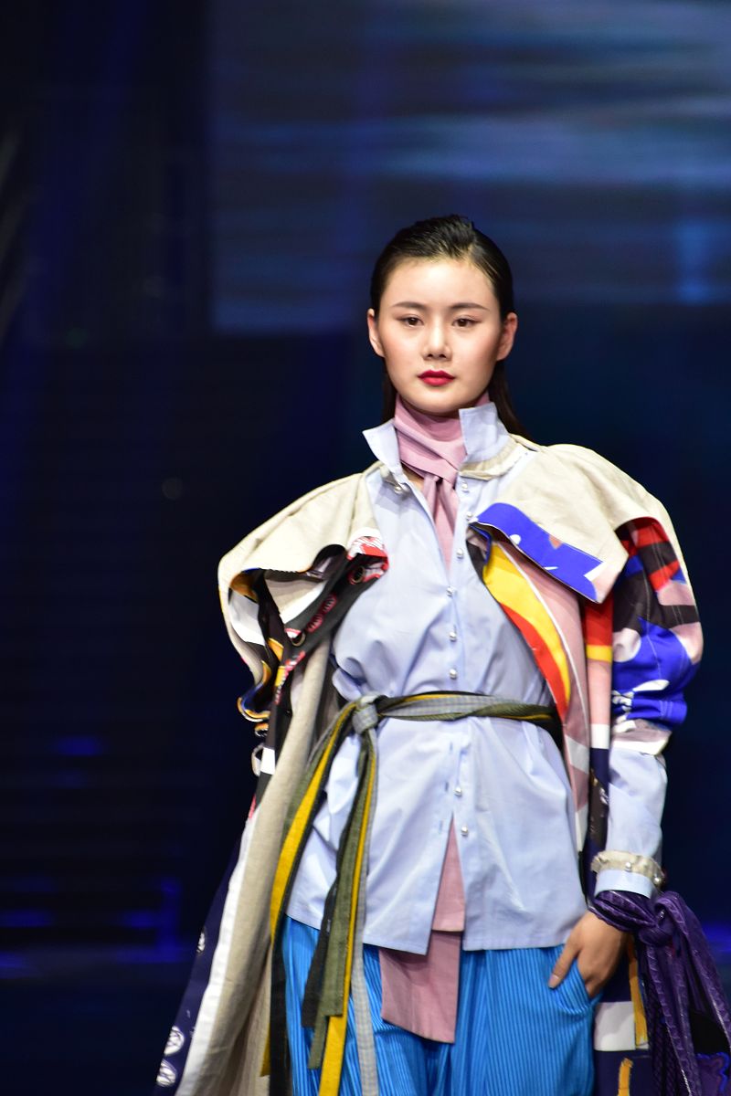《西方美学史》贾钧著有这本书吗贾钧是谁出版号是多少