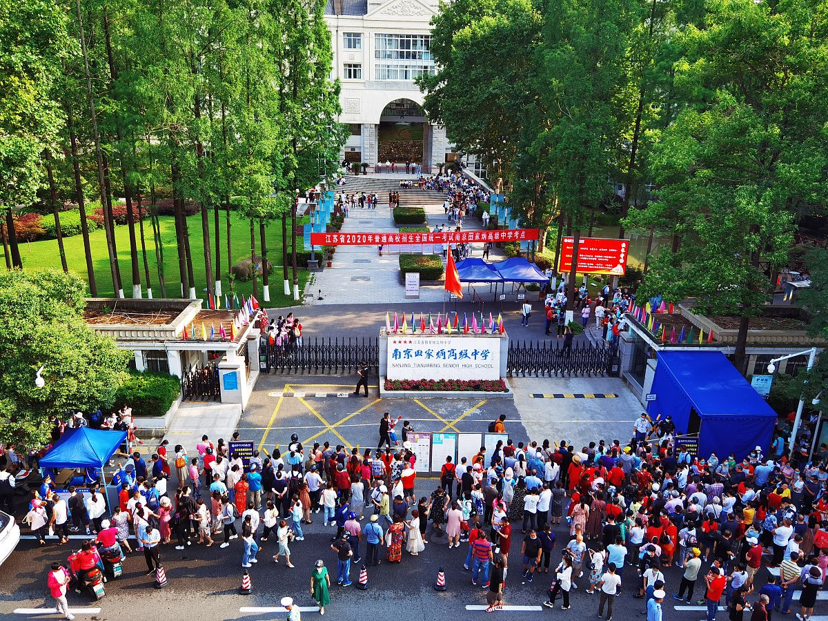 自贡市旅游职业高级中学电子信息技术专业好不好学呢开设了哪些课程好不好