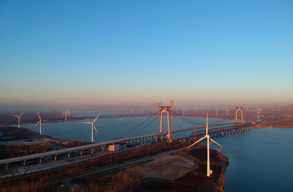 进入成都市铁路学校一只脚已经踏上高铁是真的