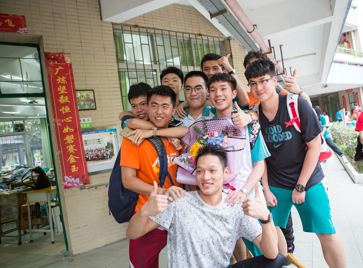男生读贵州省幼师学校幼师专业毕业优势 - 职业发展新机遇