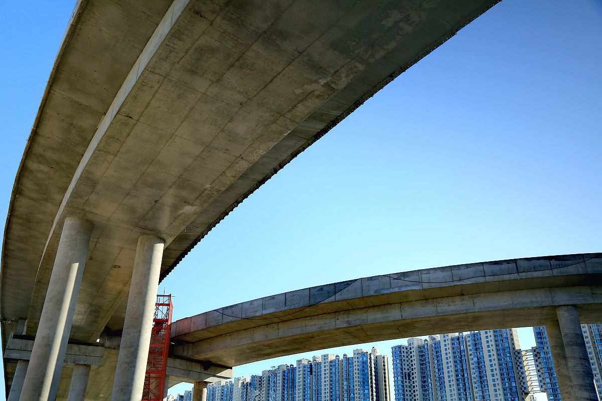 北京南站地下结构预应力混凝土梁全寿命周期监测技术研究项目特点