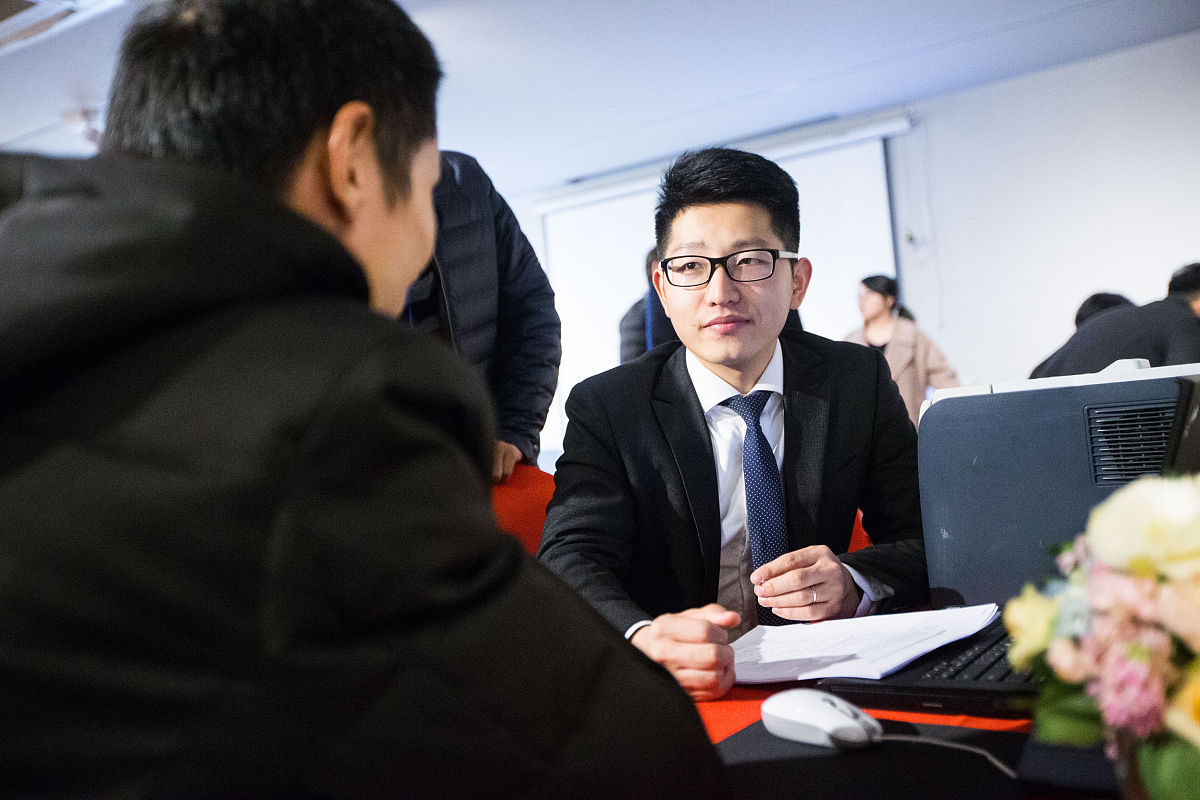 修改：宋经理好我一直在问其他老师但很困难可能要等我有了更多自己经费后了谢谢