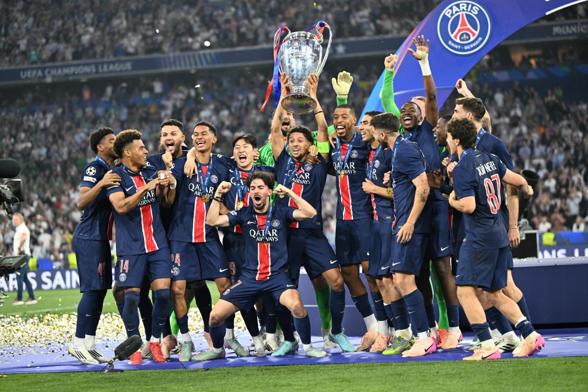 埃弗顿VS热刺足球