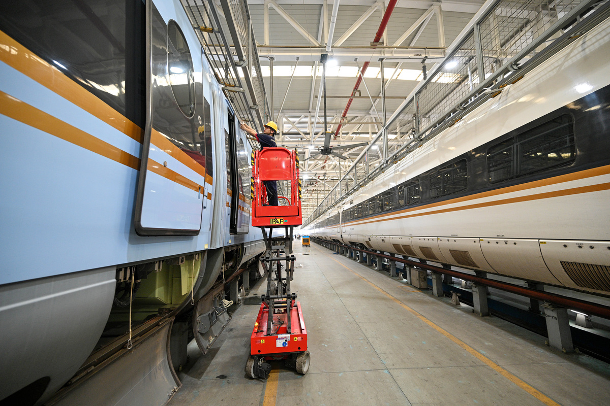 2023年成都市高铁运输专业学校解读：当前的就业问