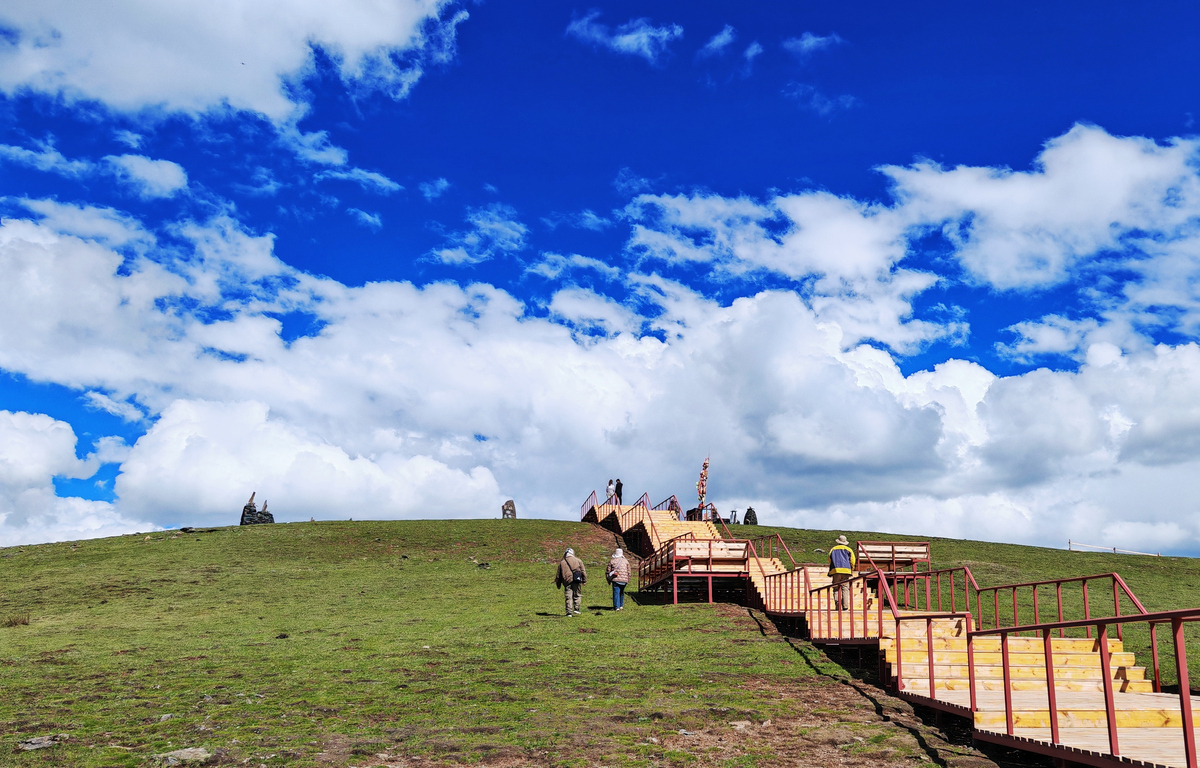 内蒙古乌拉盖野狼谷景区介绍