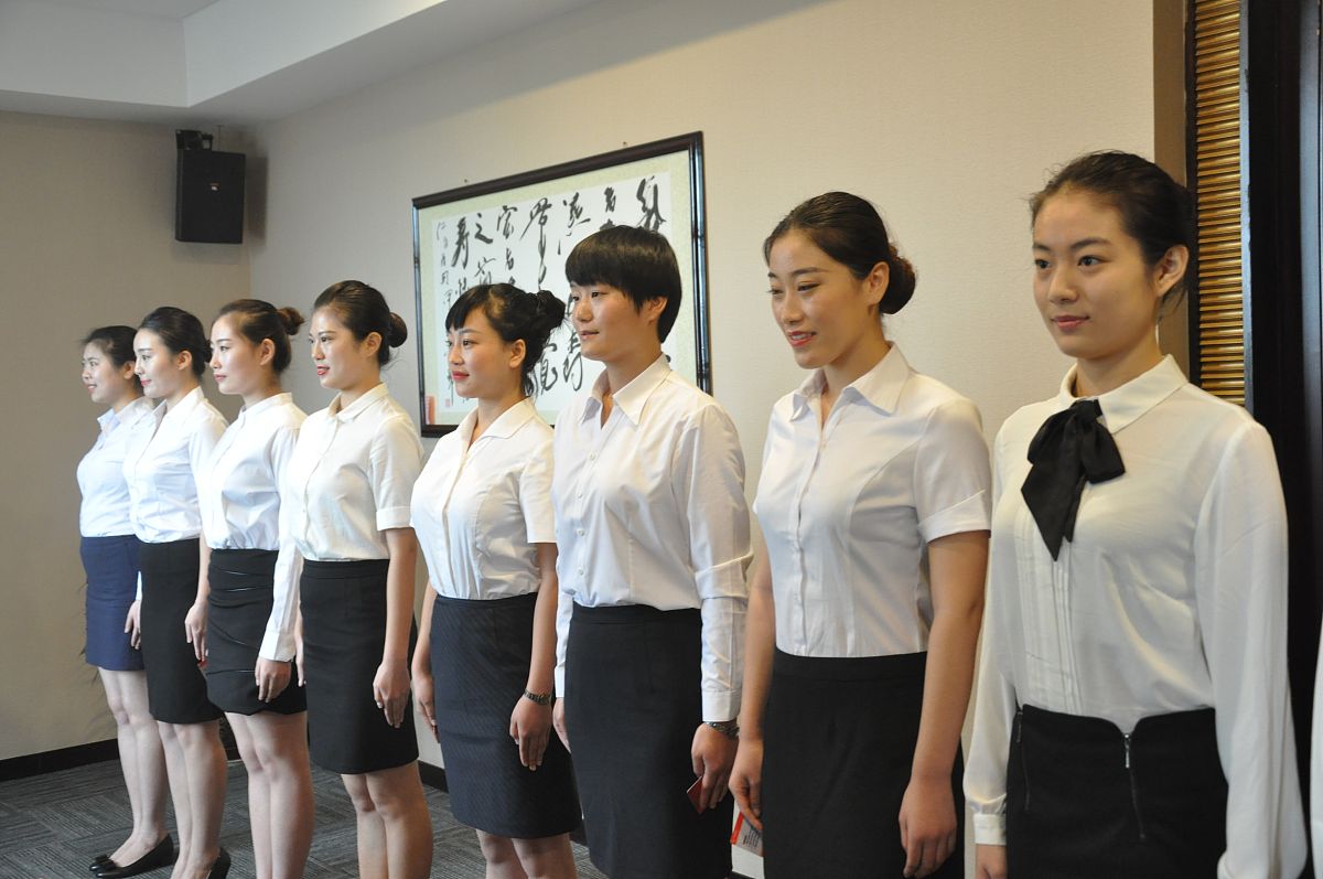 仪容礼仪和仪表礼仪：区别、联系与重要性