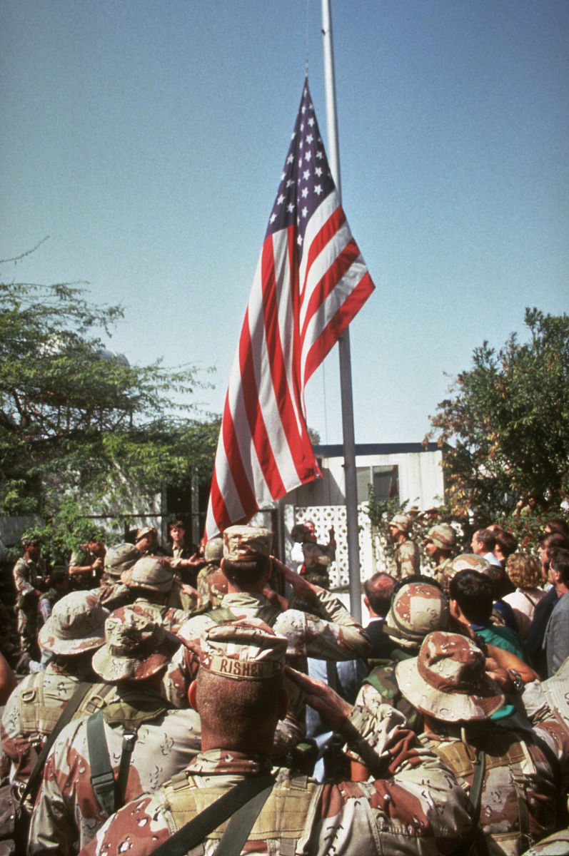 If Britain sent 15000 soldiers to invade anapolis from sea in 1861 to help confederates and were countered by 70000 union troops led by hooker34000 confederates led by Lee was marching towards anapoli