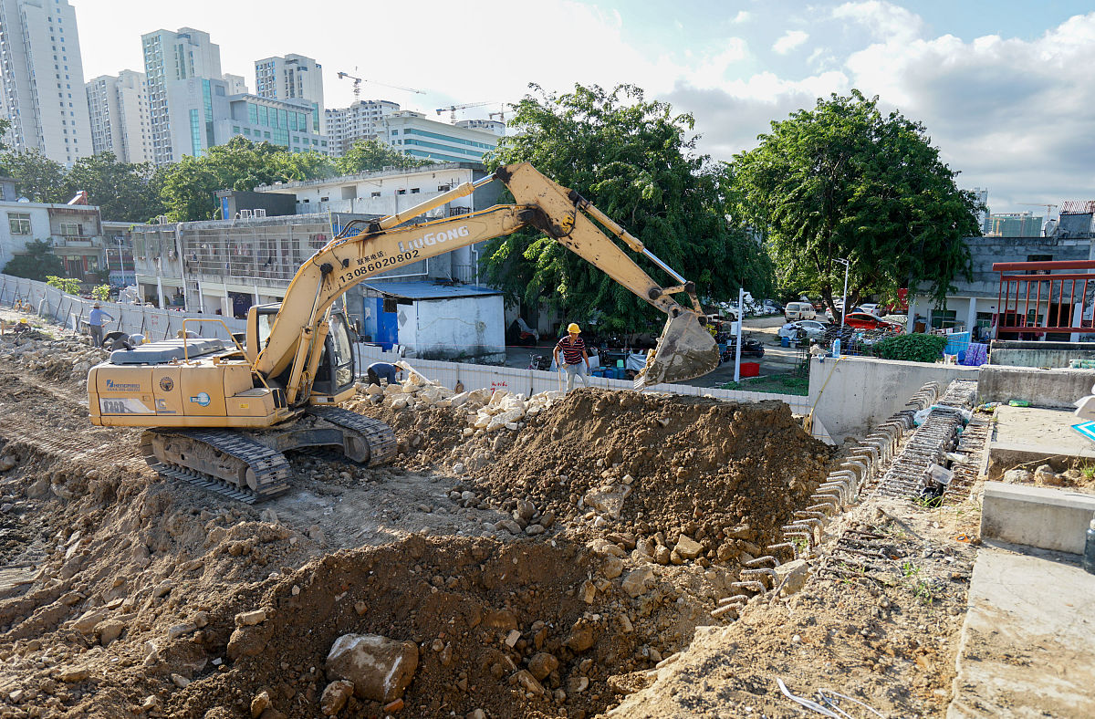 甘肃电子工程技术学校2021年入学分数线是多少？