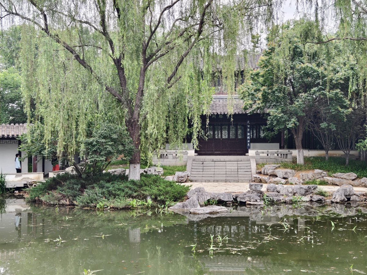 详细描述一下瘦西湖园林景观存在的问题