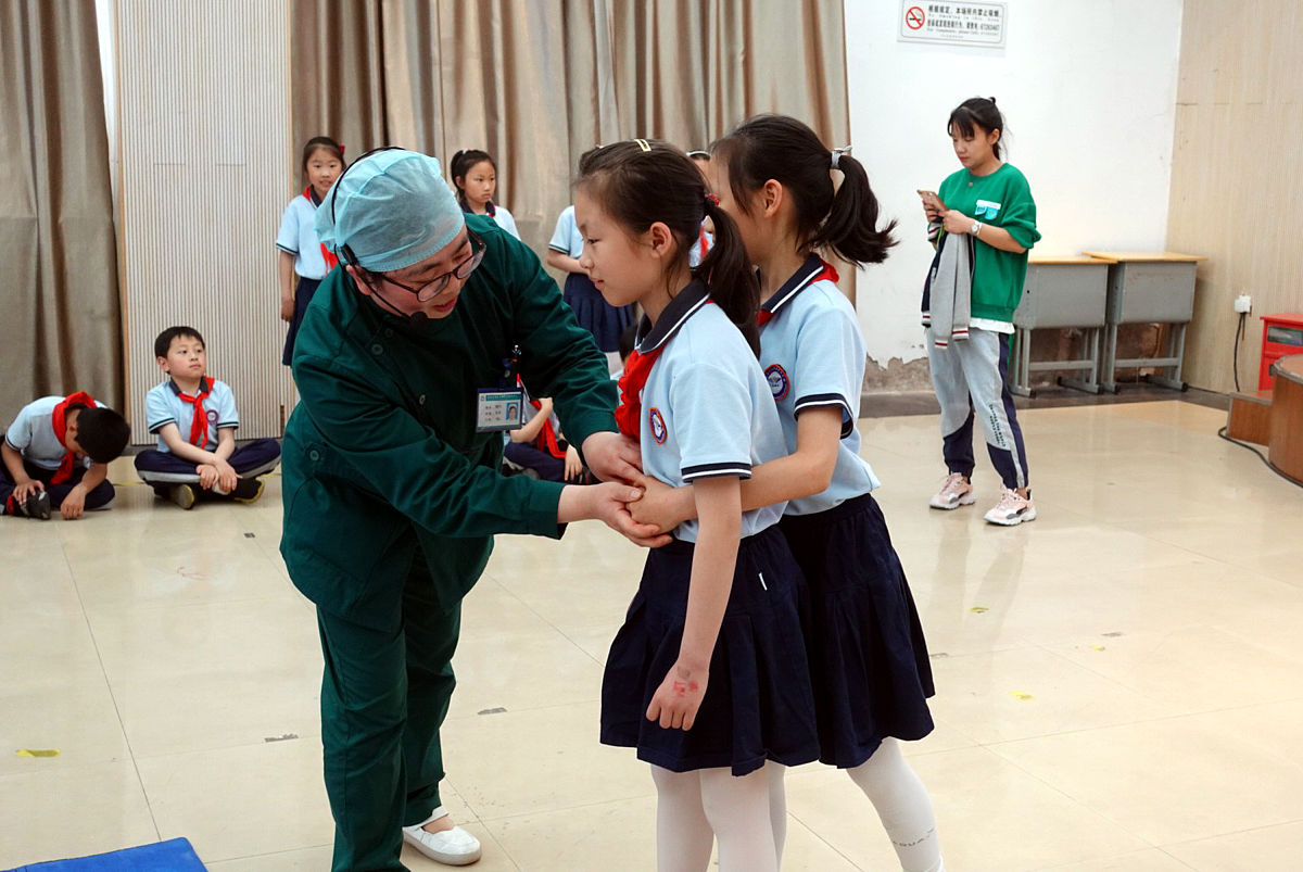 重庆卫校选择指南：如何找到适合你的医护学校