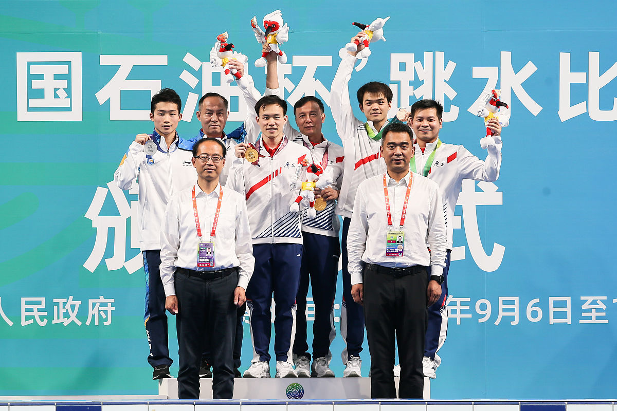 杭州亚运会13岁小将惊艳登场！中国代表团最年轻选手小崔，未来可期！