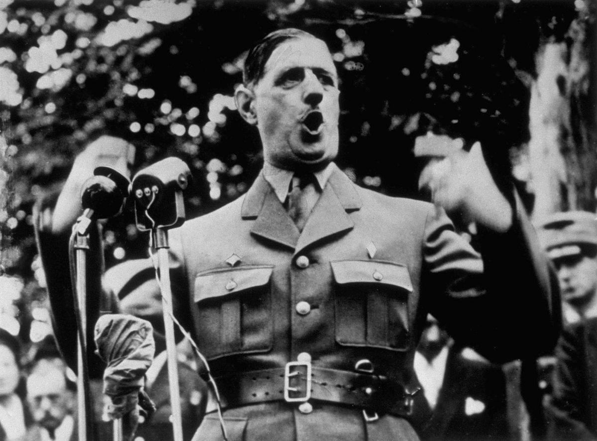 circa 1946:  general charles de gaulle making his first public s