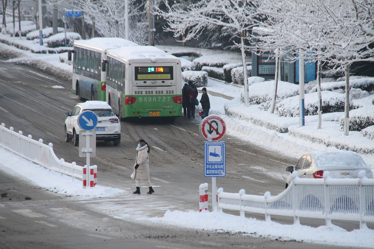 冬天观光车行驶速度方面应注意哪几个点