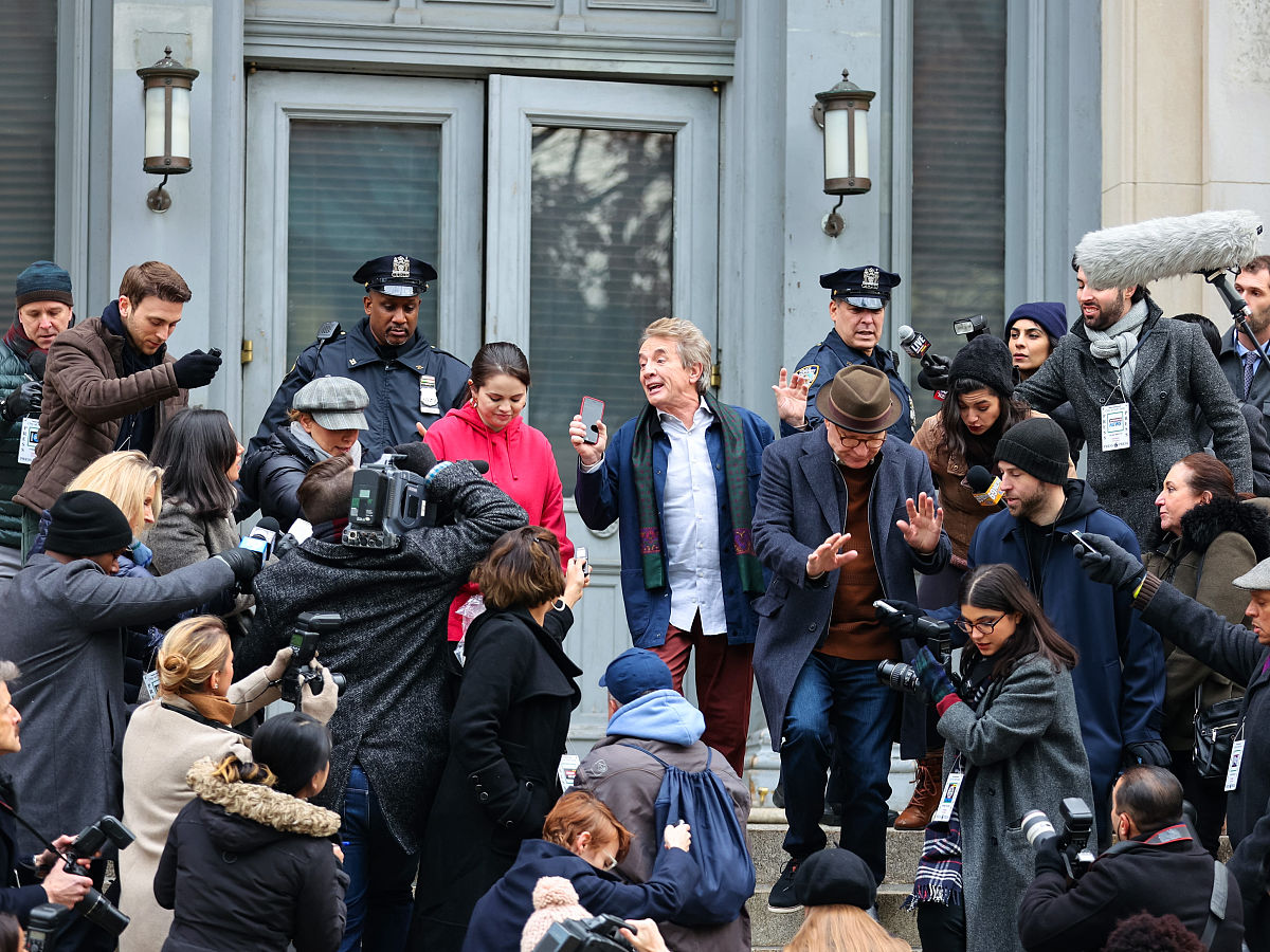节目谁杀死了周日的报幕词