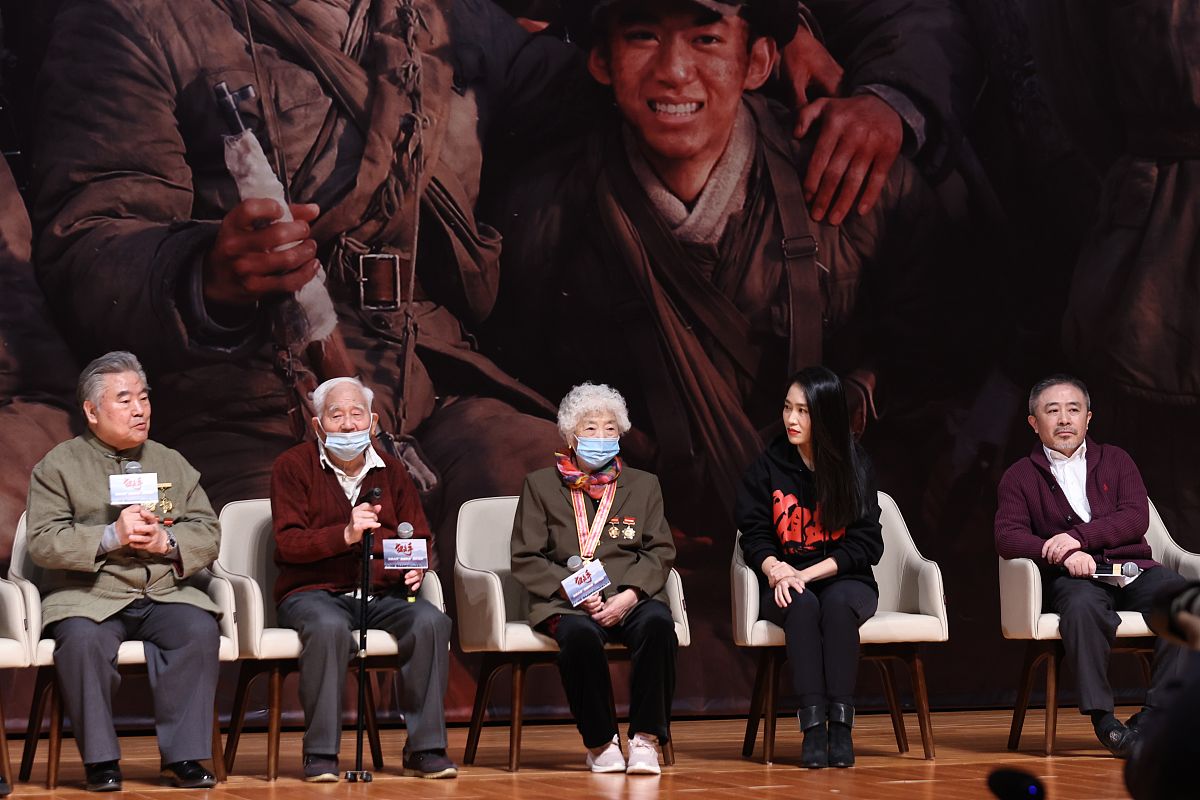 《狙击手》观后感：100字致敬中国军人抗战精神