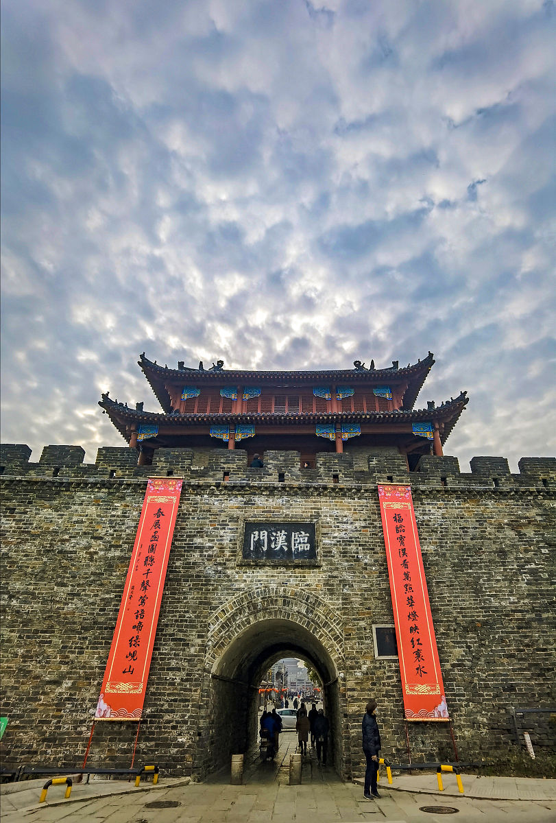 襄阳媒体曝光平台大全：如何快速曝光你的诉求？