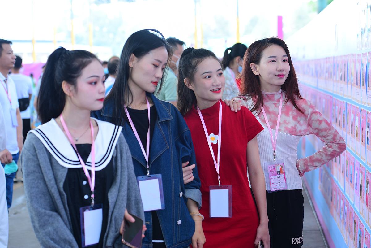 职高女生好就业的专业推荐：学什么专业更有前途？