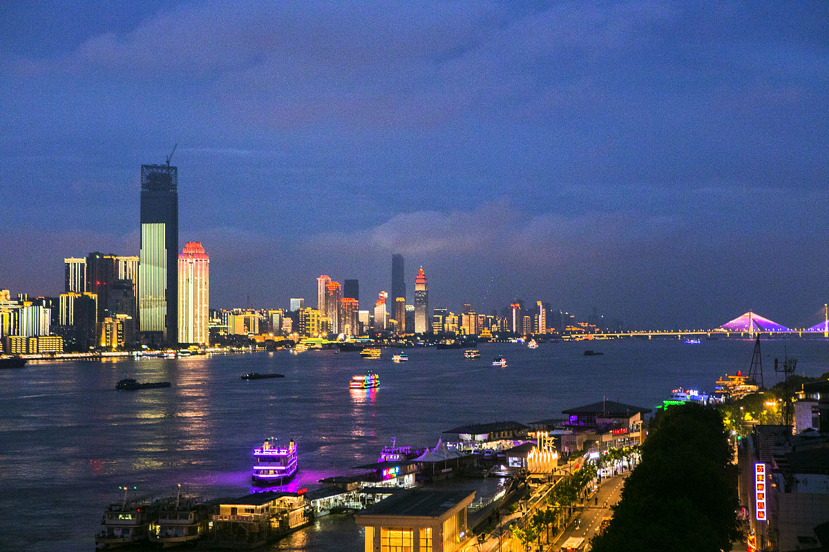 武汉城市职业师范学院南校区有高铁乘务专业吗？